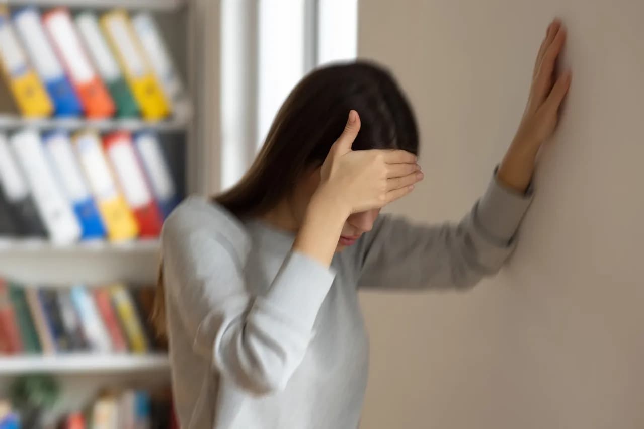 Epilepsie Symptome: Erkennen Sie die Anzeichen und Risiken rechtzeitig